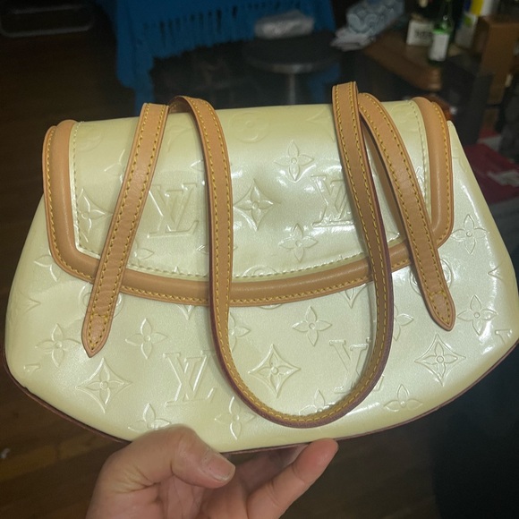 LOUIS VUITTON VERNIS SHOULDER BAG TH1005 - Picture 2 of 9